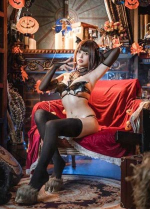 性极强的岳让我满足的导演