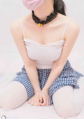 女按摩师