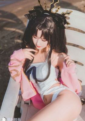 丰满女邻居做爰bd图片