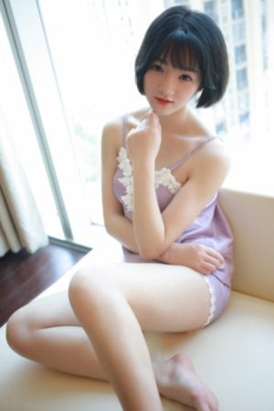 秋霞视频在线播放