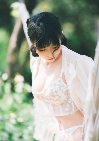 麦丽丝梦游辣镜