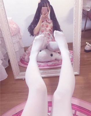 裙子下面有野兽