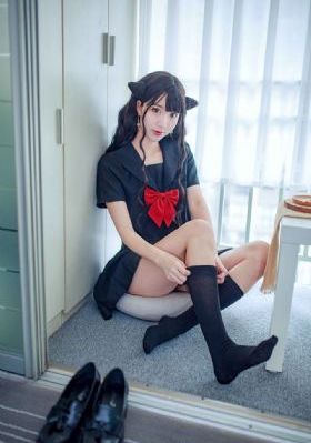 丰满女邻居的色诱4hd