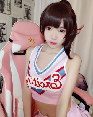 漂亮主妇
